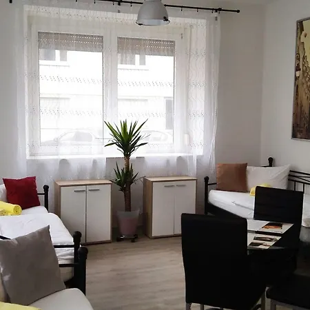 Sultania'S Melanchthon Guest house 2*